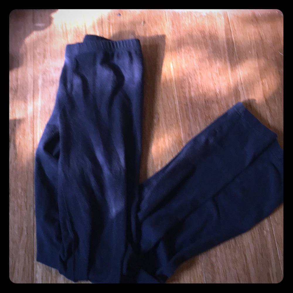 Black leggings